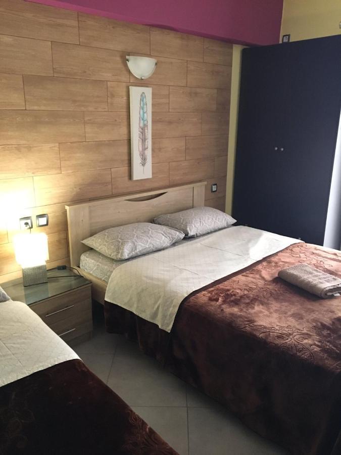 G M 1 Rooms Kentro In The Heart Of The City Larissa Luaran gambar