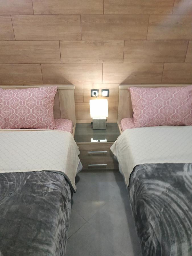 G M 1 Rooms Kentro In The Heart Of The City Larissa Luaran gambar